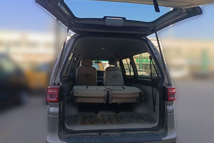 Used FORTHING Lingzhi M5 2020 Comfort Model 7 Seats Trunk