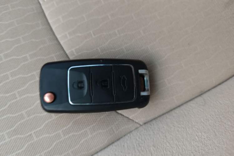 Used FORTHING Lingzhi M5 2020 Long-Range Version Comfort Model 7 Seats Vehicle Key