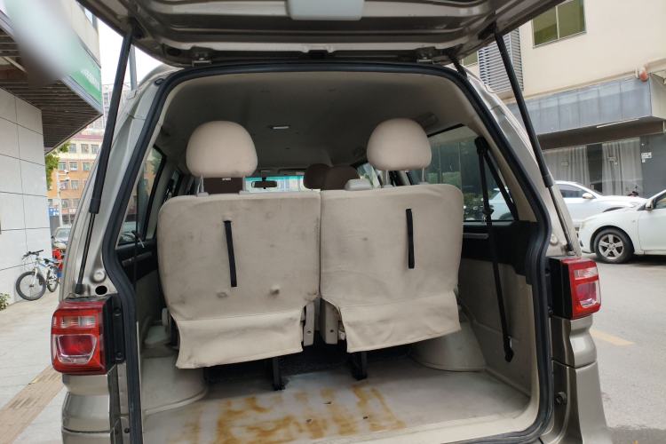 Used FORTHING Lingzhi M5 2020 Long-Range Version Comfort Model 7 Seats Trunk