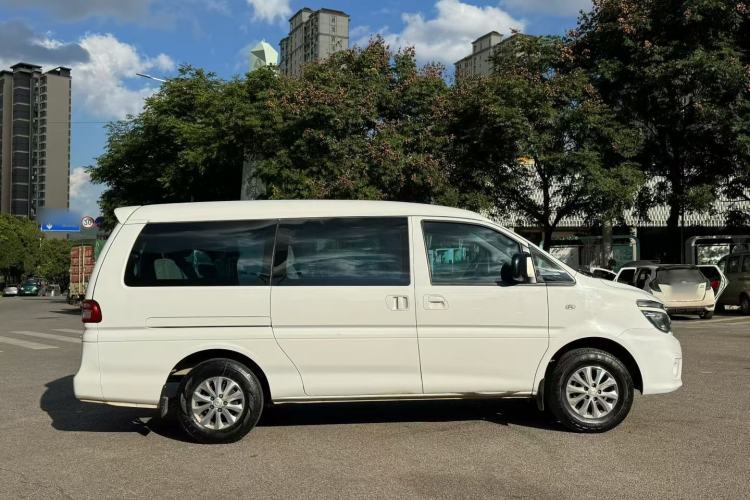 Used FORTHING Lingzhi M5 2020 Long-Range Luxury 7-Seater Model Exterior 2