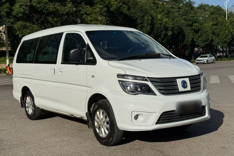 Used FORTHING Lingzhi M5 2020 Long-Range Luxury 7-Seater Model Exterior 3