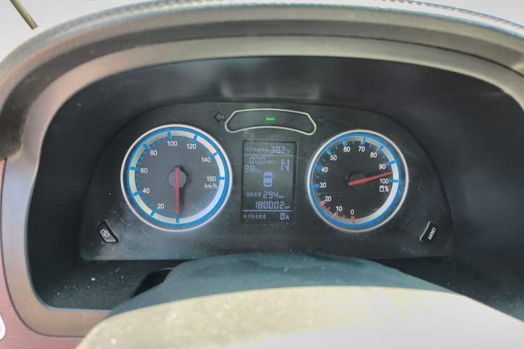 Used FORTHING Lingzhi M5 2020 Comfort Model 7 Seats Instrument Cluster
