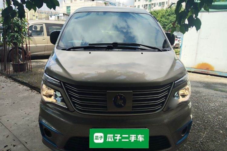 Used FORTHING Lingzhi M5 2021 Passenger Version Comfort Model 7 Seats Exterior 1