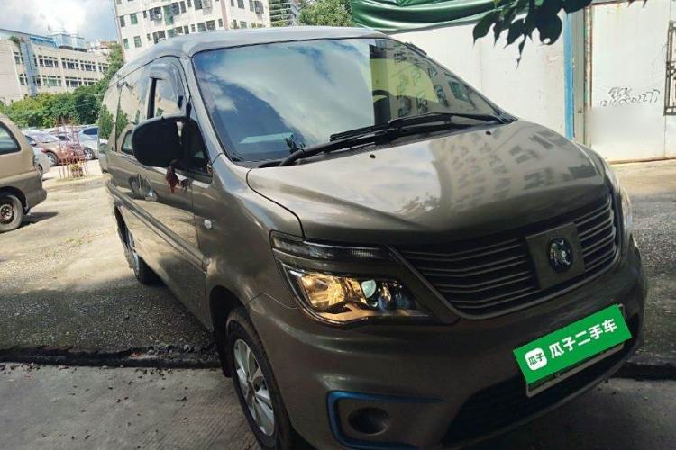 Used FORTHING Lingzhi M5 2021 Passenger Version Comfort Model 7 Seats Exterior 2