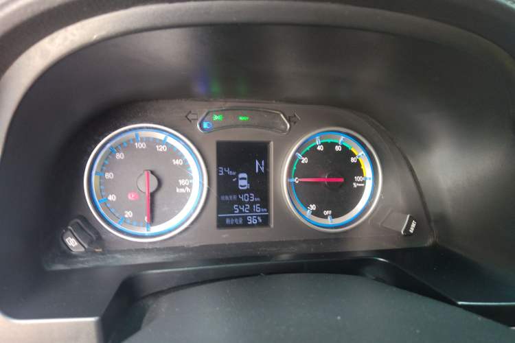Used FORTHING Lingzhi M5 2021 Passenger Version Comfort Model 7 Seats Instrument Cluster