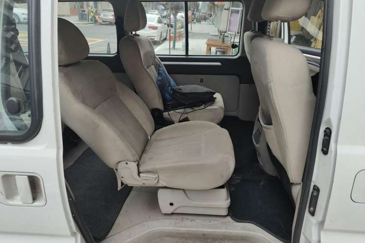 Used FORTHING Lingzhi M5 2021 Passenger Version Comfort Model 7 Seats Left Rear Seat
