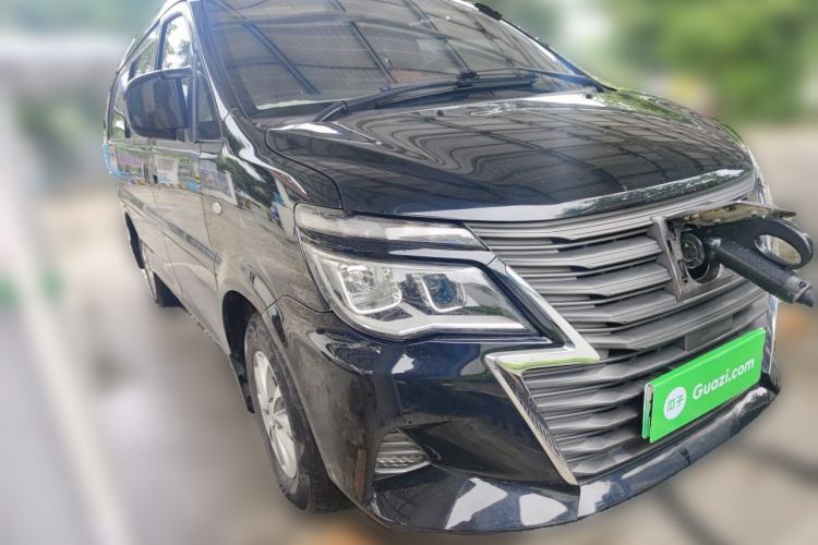 Used FORTHING Lingzhi M5 2022 Standard Edition Luxury 7-Seater Front Right 45 Deg