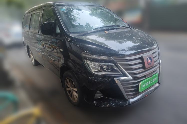 Used FORTHING Lingzhi M5 2022 Passenger Version Standard Model 9-Seater Front Right 45 Deg