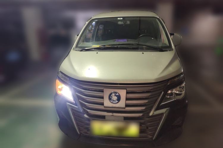 Used FORTHING Lingzhi M5 2022 Standard Edition Luxury 7-Seater Front