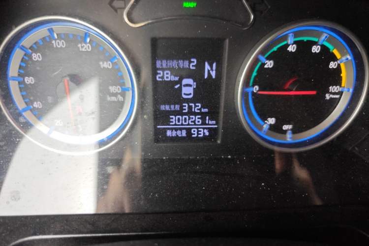 Used FORTHING Lingzhi M5 2022 Comfort Model 7 Seats Odometer Close Up