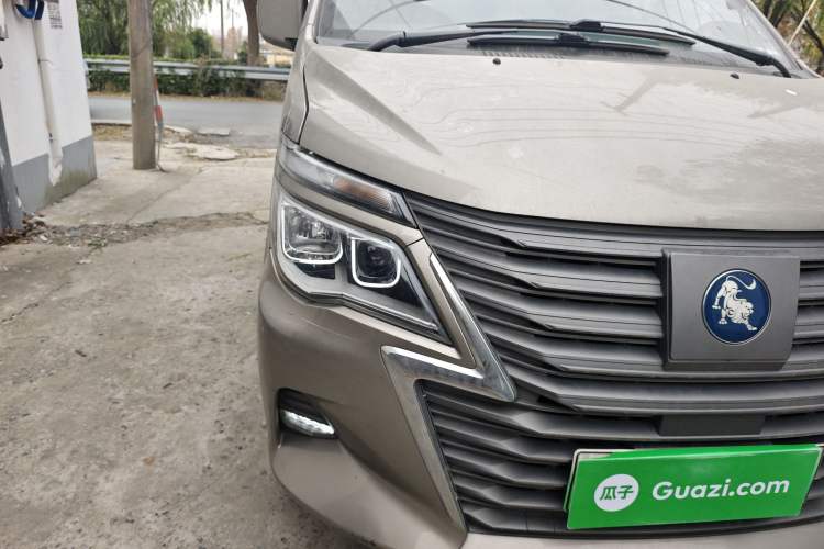 Used FORTHING Lingzhi M5 2022 Standard Edition Luxury 7-Seater Exterior 6