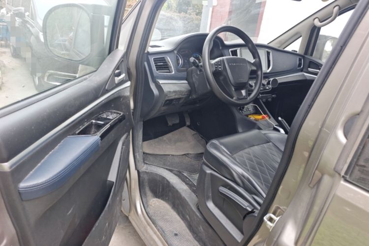 Used FORTHING Lingzhi M5 2022 Standard Edition Luxury 7-Seater Interior 3