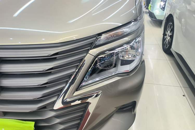 Used FORTHING Lingzhi M5 2022 Standard Edition Luxury 7-Seater Left Front Headlight