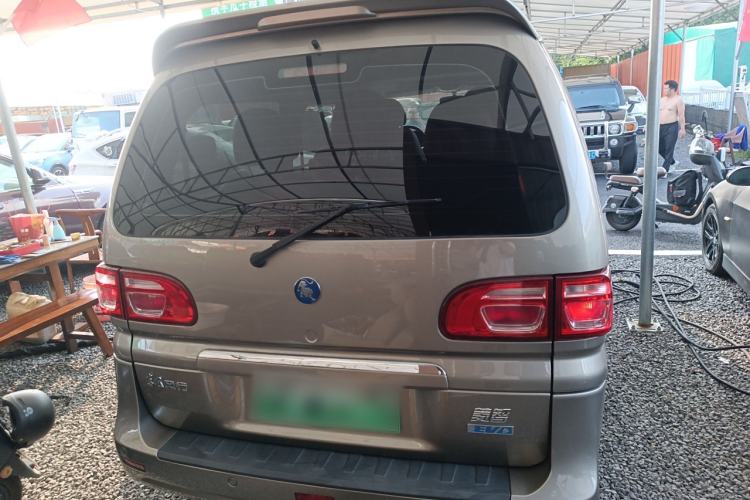 Used FORTHING Lingzhi M5 2022 Standard Edition Luxury 7-Seater Exterior 4