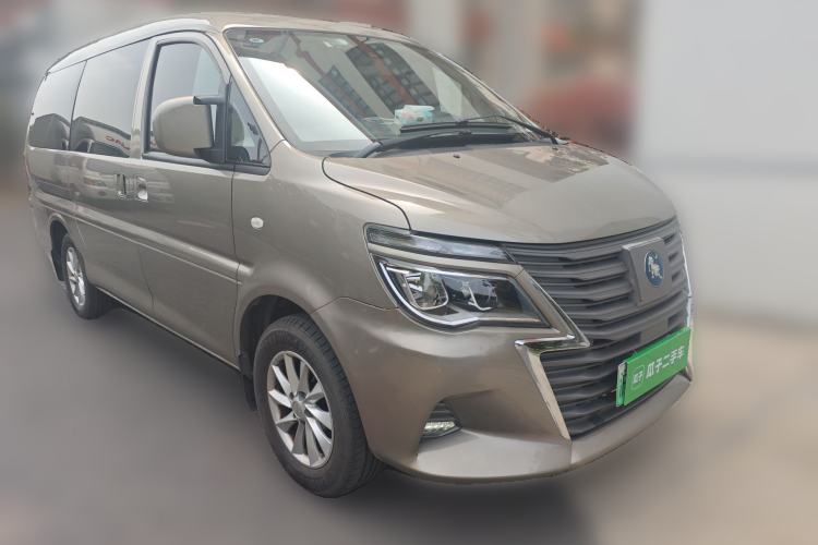 Used FORTHING Lingzhi M5 2022 Passenger Version Luxury Model 9 Seats Front Right 45 Deg