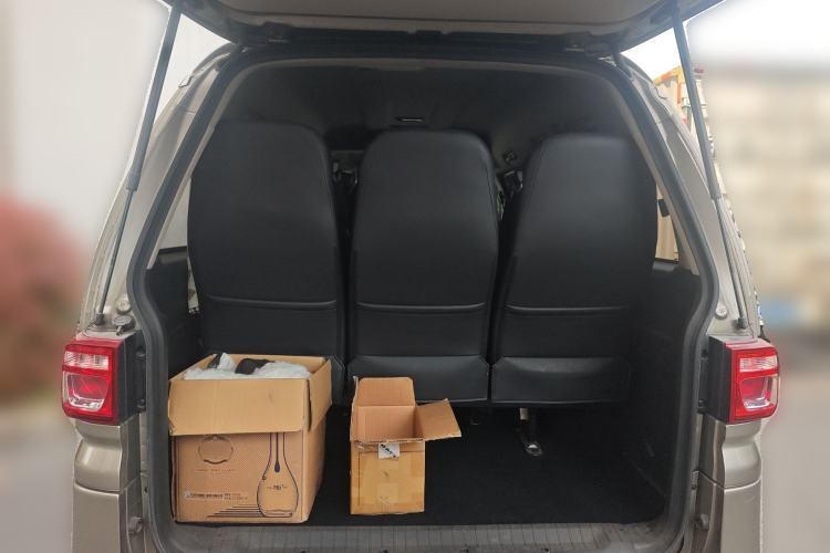 Used FORTHING Lingzhi M5 2022 Passenger Version Luxury Model 9 Seats Trunk