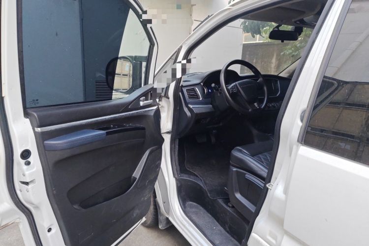 Used FORTHING Lingzhi M5 2022 Standard Edition Luxury 7-Seater Driver Seat