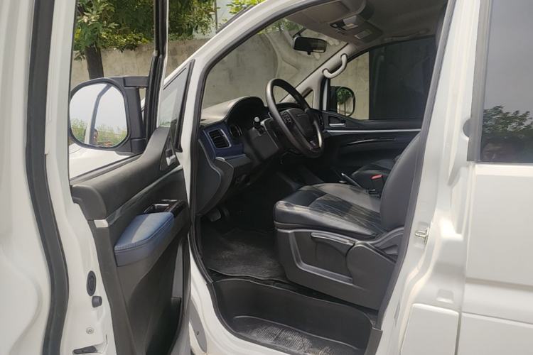 Used FORTHING Lingzhi M5 2022 Standard Edition Luxury 7-Seater Driver Seat