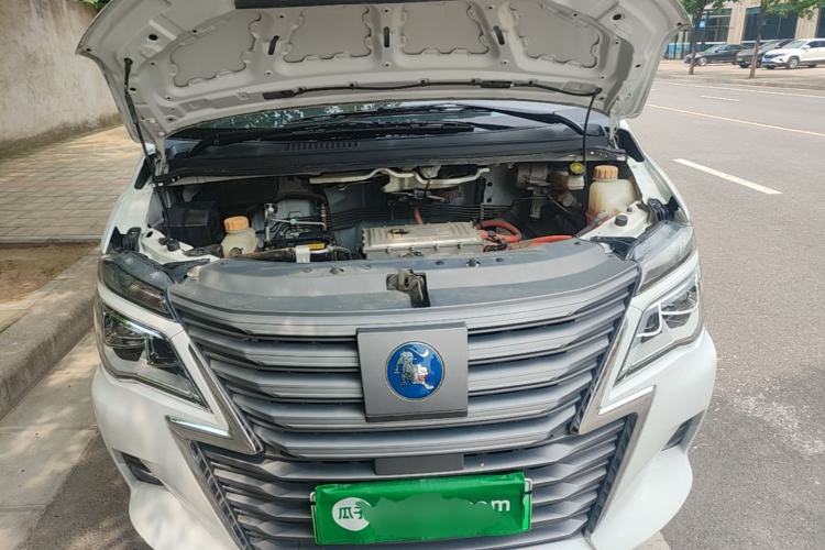 Used FORTHING Lingzhi M5 2022 Standard Edition Luxury 7-Seater Engine Bay