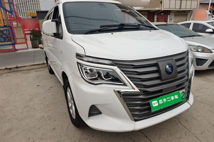 Used FORTHING Lingzhi M5 2022 Passenger Version Standard Model 7-Seater Exterior 1