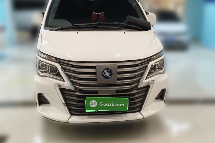 Used FORTHING Lingzhi M5 2022 Standard Edition Luxury 7-Seater Front