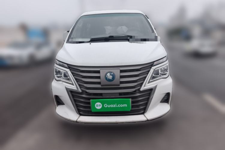 Used FORTHING Lingzhi M5 2022 Standard Version Base Model 7 Seats Front