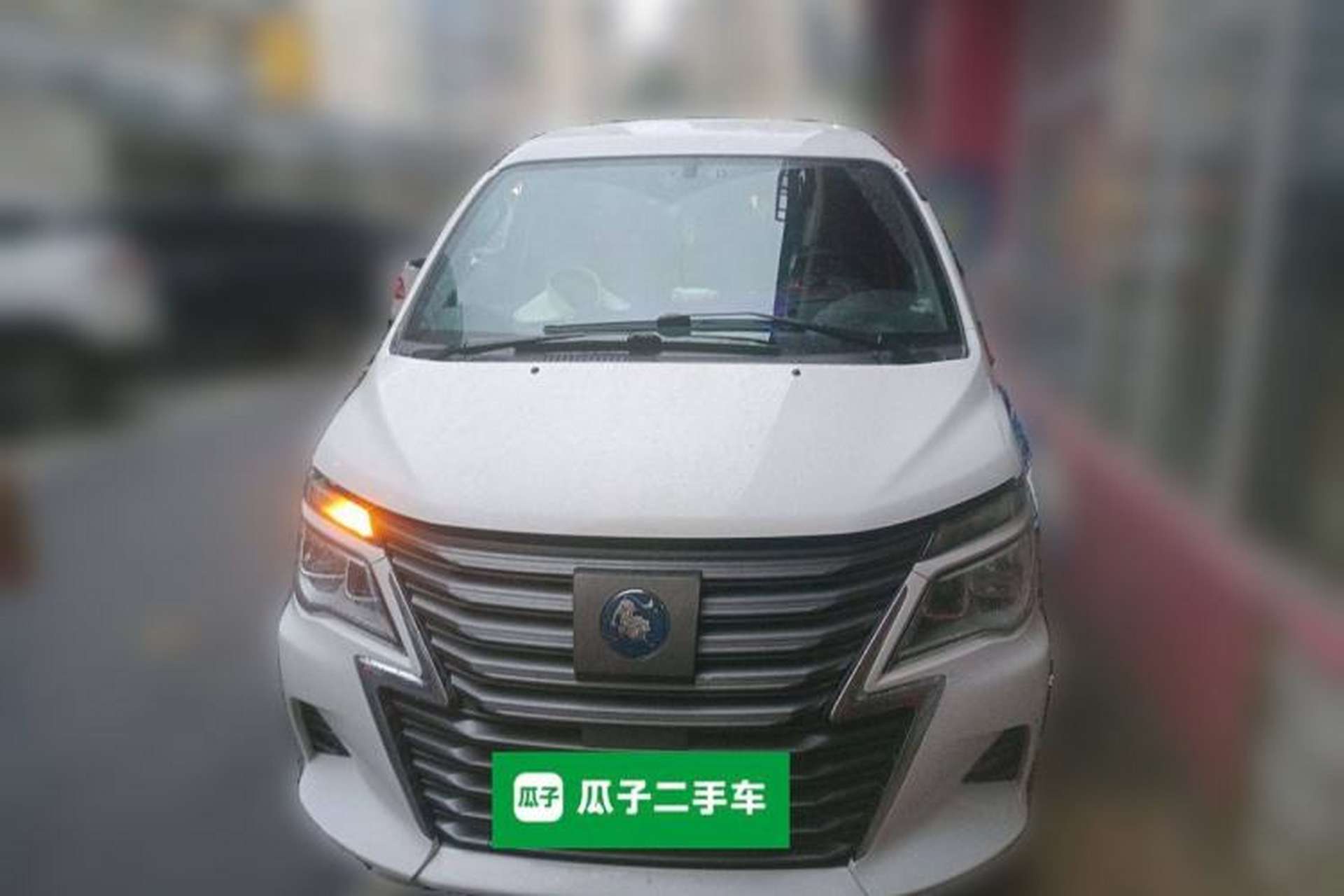 Used FORTHING Lingzhi M5 2022 Standard Edition Basic Model 9-Seater Front