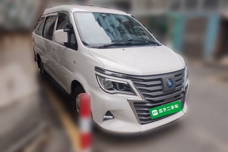 Used FORTHING Lingzhi M5 2022 Standard Version Base Model 7 Seats Front Right 45 Deg