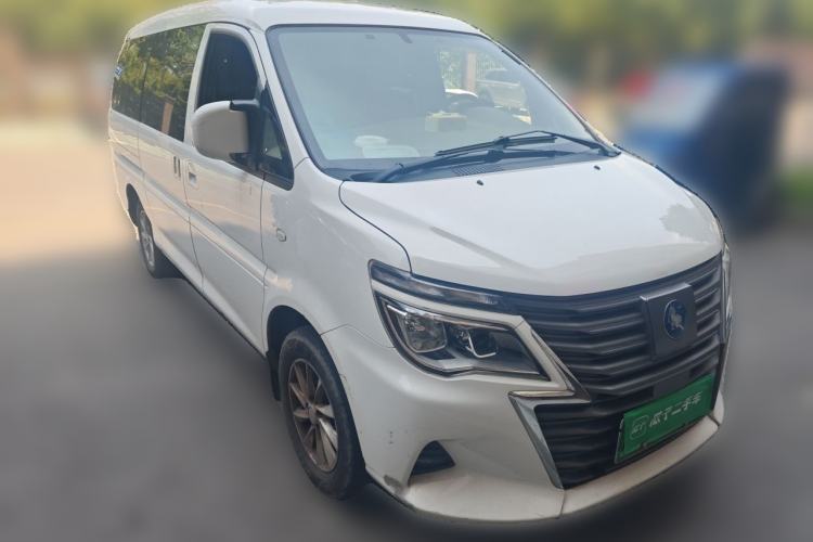 Used FORTHING Lingzhi M5 2022 Standard Edition Luxury 7-Seater Front Right 45 Deg