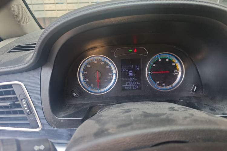 Used FORTHING Lingzhi M5 2022 Standard Edition Luxury 7-Seater Instrument Cluster