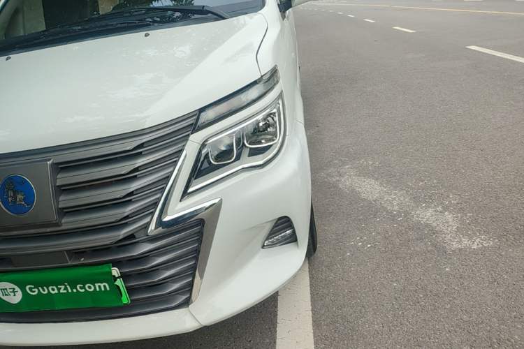 Used FORTHING Lingzhi M5 2022 Standard Edition Luxury 7-Seater Left Front Headlight