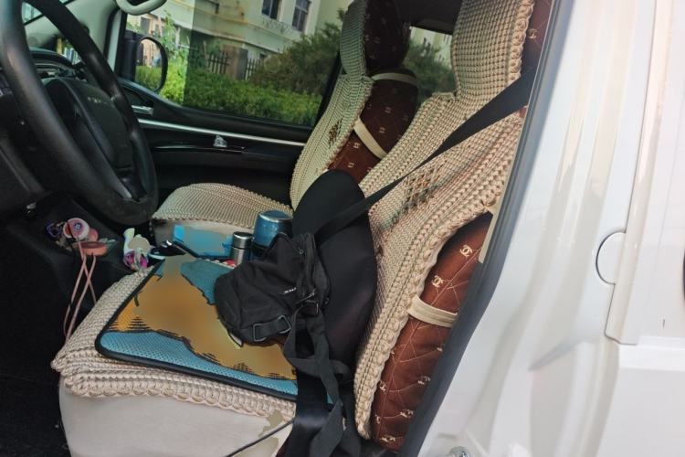 Used FORTHING Lingzhi M5 2022 Standard Edition Basic Model 9-Seater Left Front Seat