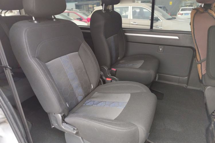 Used FORTHING Lingzhi M5 2022 Comfort Model 7 Seats Left Rear Seat