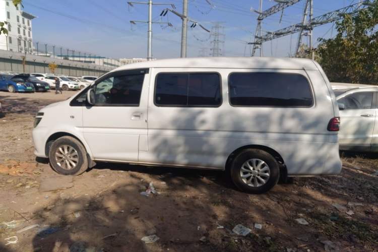 Used FORTHING Lingzhi M5 2022 Comfort Model 7 Seats Left Side