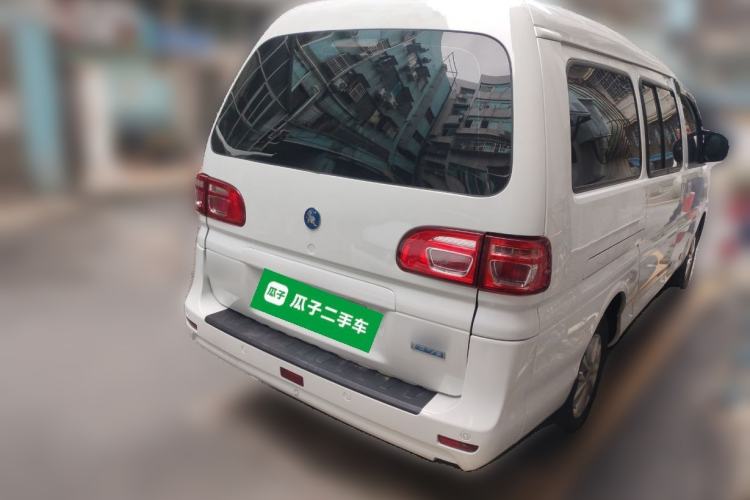 Used FORTHING Lingzhi M5 2022 Standard Version Base Model 7 Seats Rear Right 45 Deg