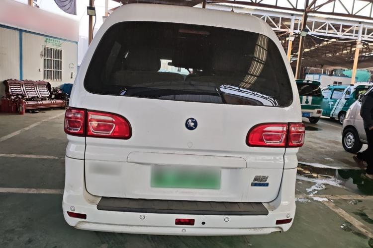 Used FORTHING Lingzhi M5 2022 Standard Version Base Model 7 Seats Rear