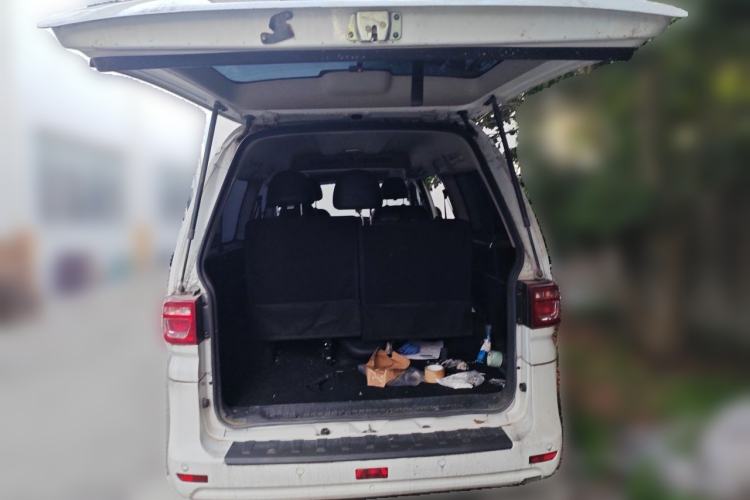 Used FORTHING Lingzhi M5 2022 Standard Edition Luxury 7-Seater Trunk