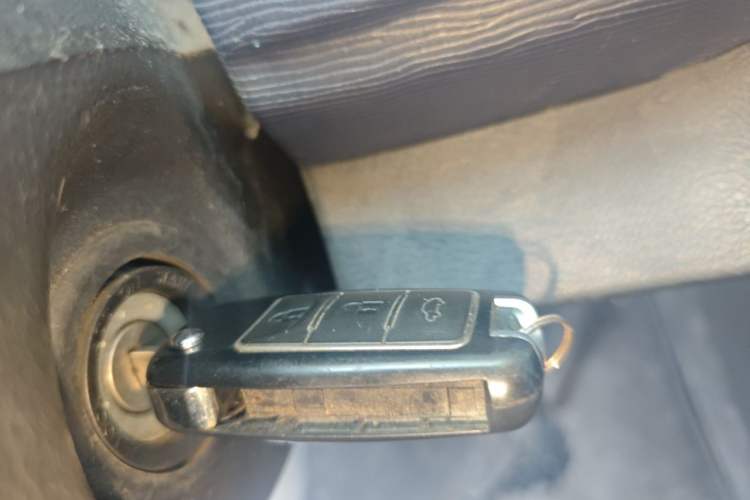 Used FORTHING Lingzhi M5 2022 Standard Edition Luxury 7-Seater Vehicle Key