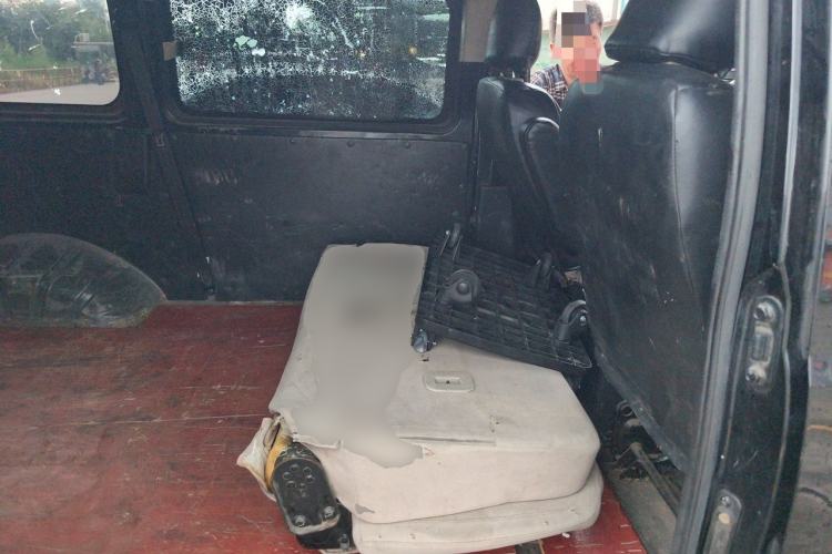 Used FORTHING Lingzhi M5 2023 Passenger Version Classic Style 5 Seats Left Rear Seat