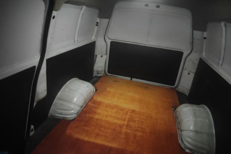 Used FORTHING Lingzhi M5 2023 Van Model Basic Version 2 Seats Left Rear Seat