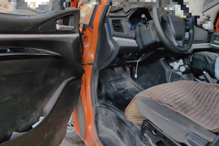 Used FORTHING Lingzhi M5 2023 Van Version Classic 2-Seater Driver Seat