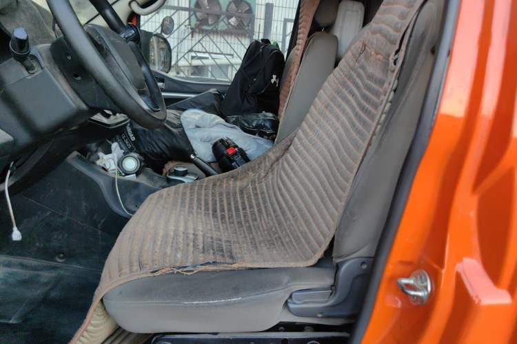 Used FORTHING Lingzhi M5 2023 Van Version Classic 2-Seater Left Rear Seat