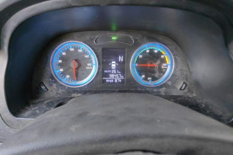 Used FORTHING Lingzhi M5 2023 Van Version Classic 2-Seater Odometer Close Up