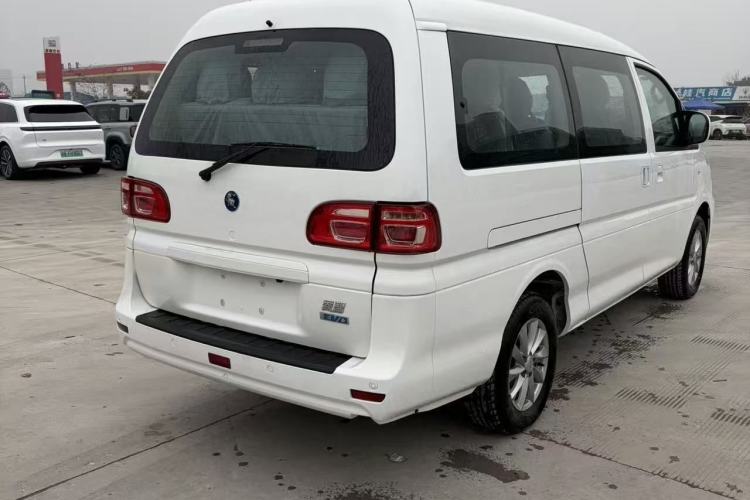 Used FORTHING Lingzhi M5 2024 Standard Edition Luxury 9-Seater Exterior 2