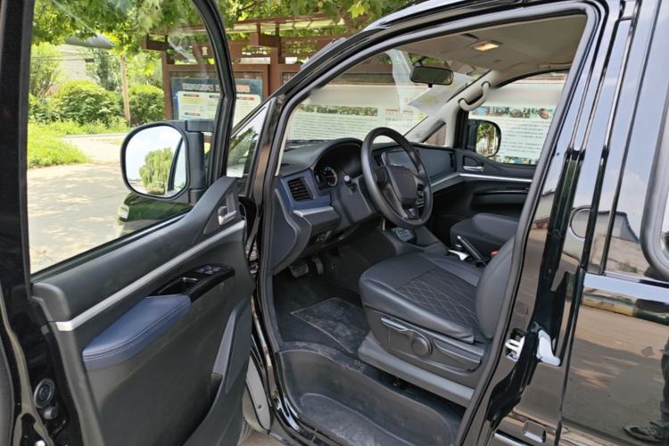 Used FORTHING Lingzhi M5 2025 Model 110km Range-Extended Basic Version, 5 Seats Driver Seat