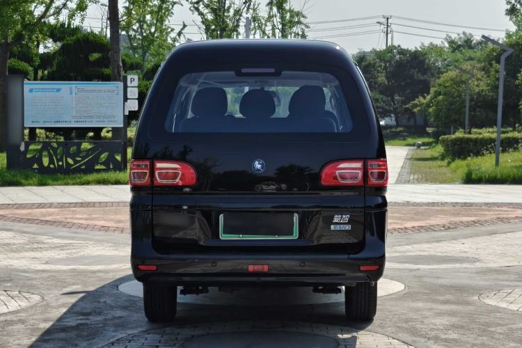 Used FORTHING Lingzhi M5 2025 Model, 420km Pure Electric Urban Version, 5-seater Exterior 4