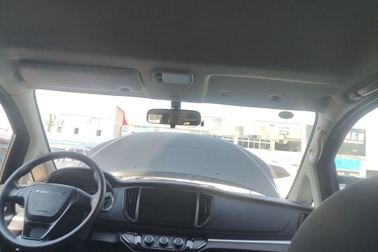 Used FORTHING Lingzhi M5 2025 Model, 420km Pure Electric Urban Version, 5-seater Headliner