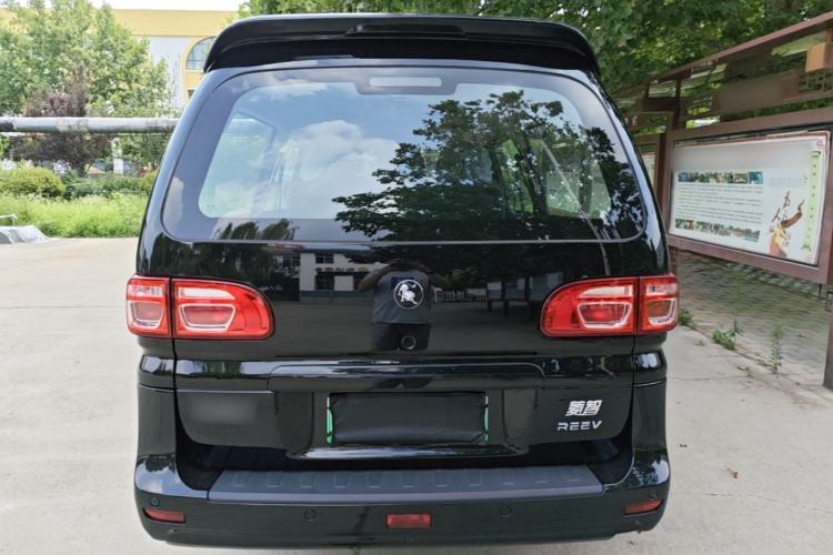 Used FORTHING Lingzhi M5 2025 Model 110km Range-Extended Basic Version, 5 Seats Rear