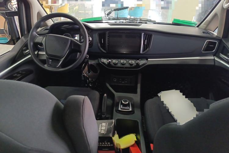 Used FORTHING Lingzhi M5 2025 Model 110km Range-Extended Comfort Version, 7 Seats Center Console