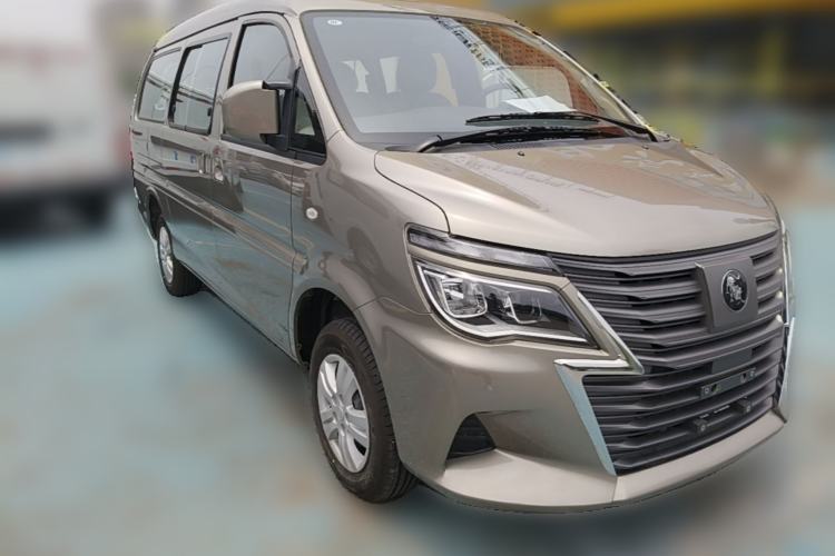 Used FORTHING Lingzhi M5 2025 Model 110km Range-Extended Basic Version, 7 Seats Front Right 45 Deg